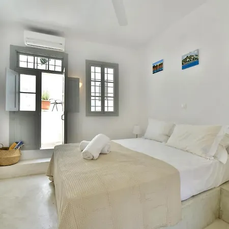 Hydra Art Aparthotel *